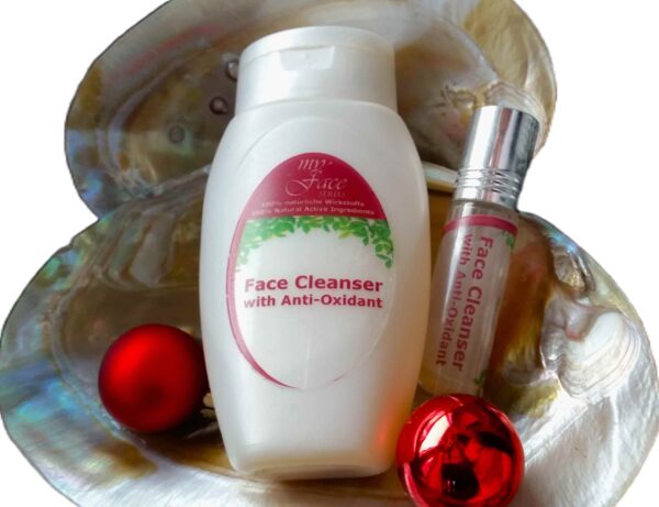 Natural Cleanser with Antioxidant Natural Cleanser with Antioxidant